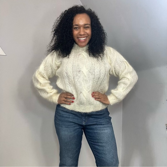 Vintage Talbot Mohair Cozy Fuzzy White Sweater Knit Boho Ski Cabin Mockneck Boho - Picture 10 of 14